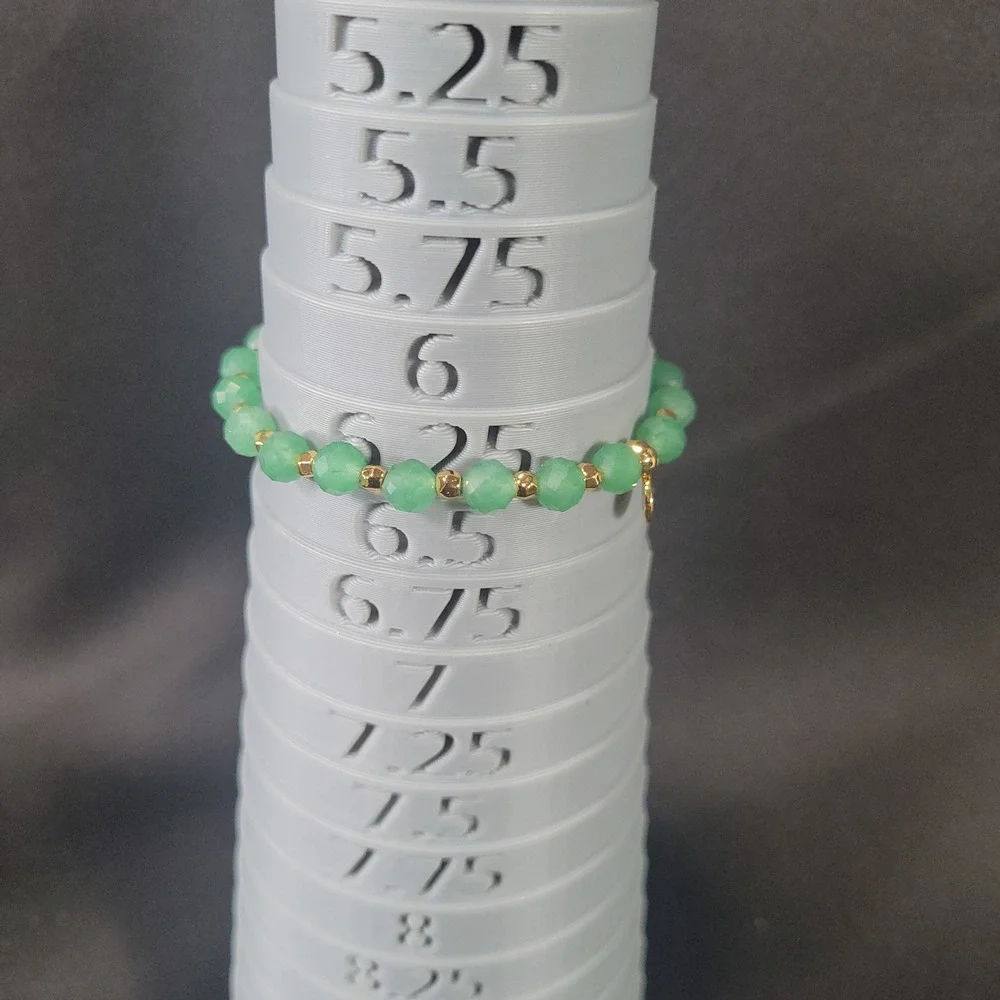 Gorjana Jadeite Bracelet Women Green Faceted Stone Gold Tone Logo Charm Stretch
